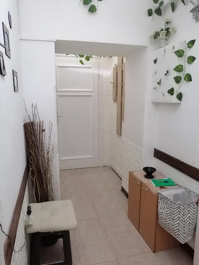 Low Cost Apartment Белград Экстерьер фото