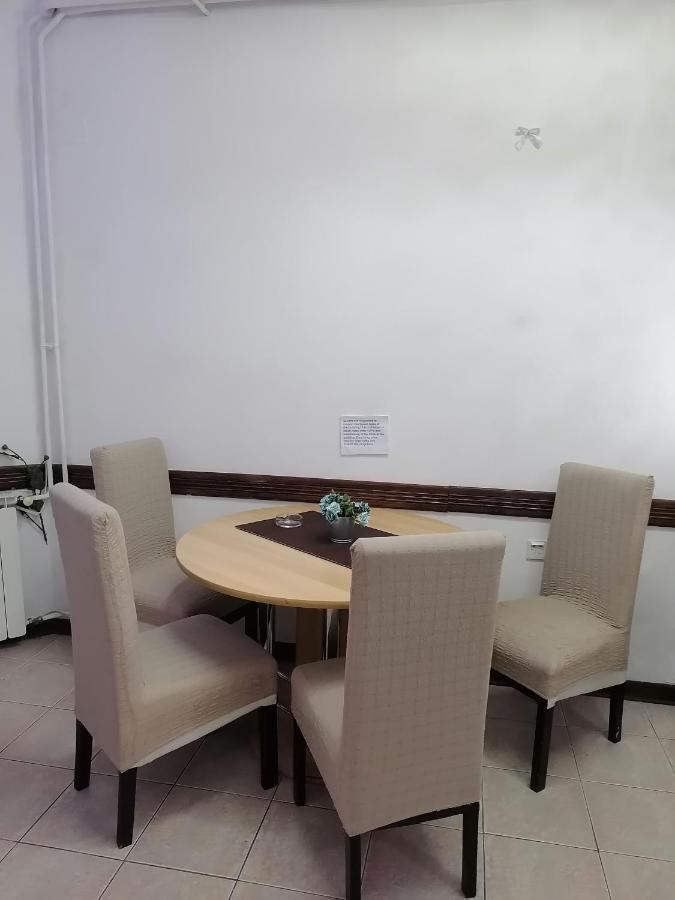 Low Cost Apartment Белград Экстерьер фото