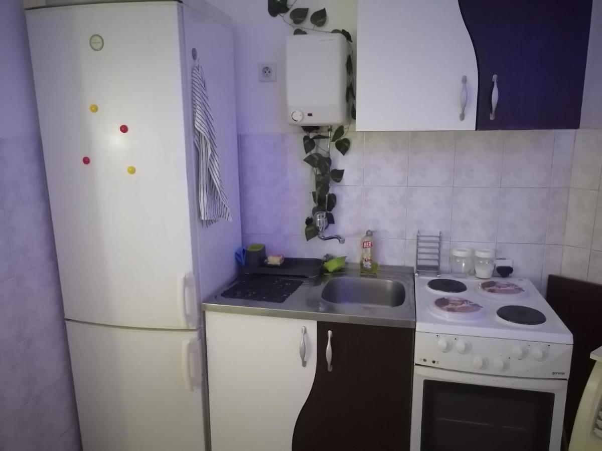 Low Cost Apartment Белград Экстерьер фото
